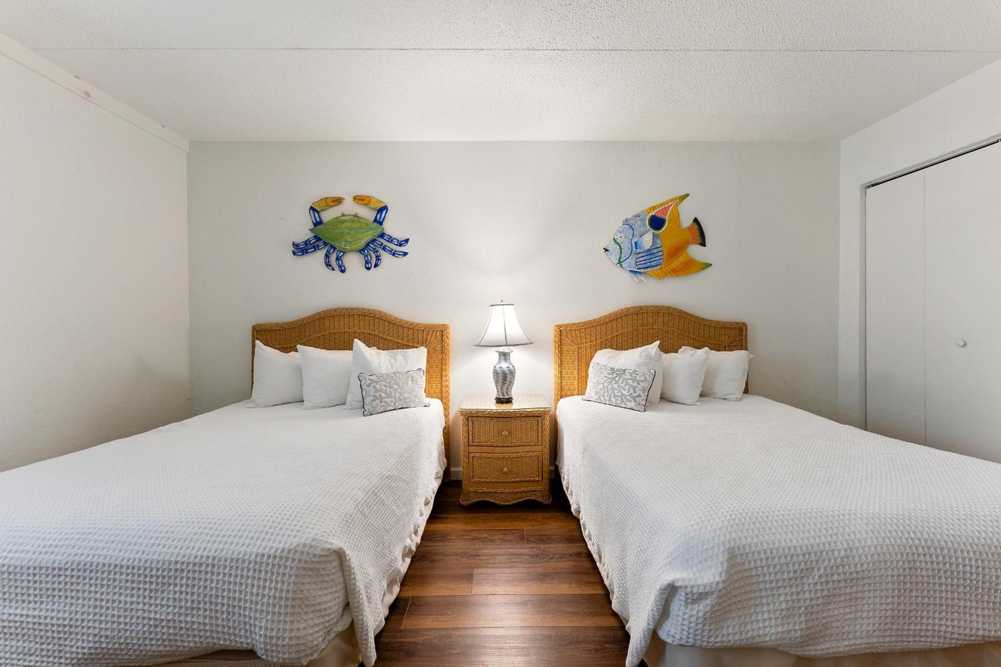 Beachcomber Resort Avalon Exterior photo